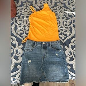 Cat and jack skirt with art class shirt